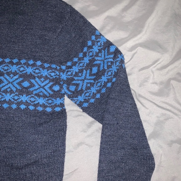 Vintage Cozy Holiday Sweater! ❄️ - Picture 4 of 5